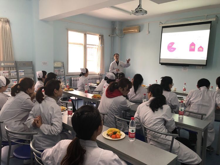 加强院际交流 促进科室发展 加强院际交流 促进科室发展