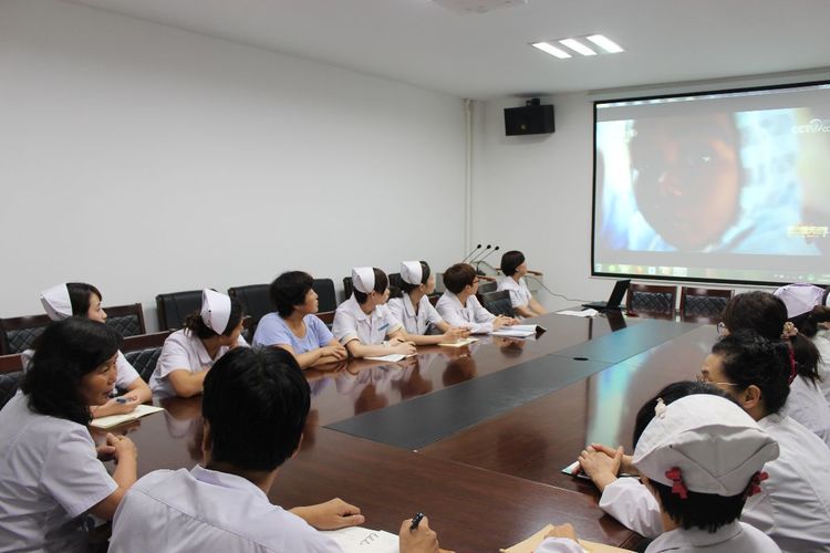 西安市第九医院组织观看纪录片 西安市第九医院组织观看纪录片