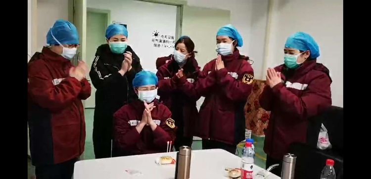 许下愿望待春来——一个特殊的战地生日 许下愿望待春来——一个特殊的战地生日