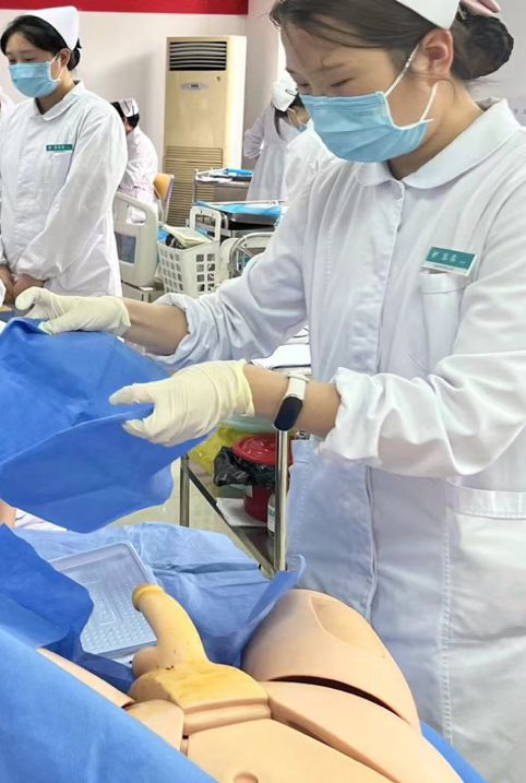 以考促学，以练促精，奉献无悔的青春