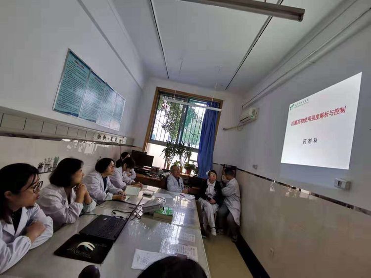 【业务考核】我院举行三季度医务人员三基知识理论考试 【业务考核】我院举行三季度医务人员三基知识理论考试