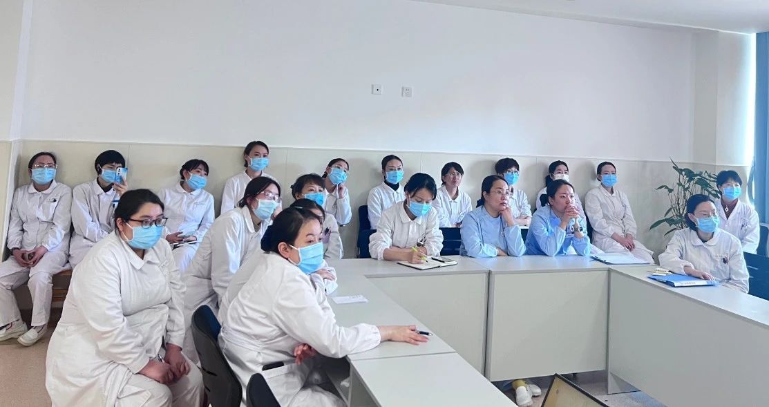 西安市第九医院中医护理小组开展中医适宜技术推进会 西安市第九医院中医护理小组开展中医适宜技术推进会