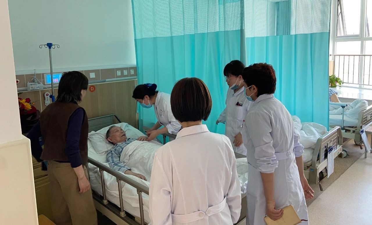 一例永久心脏起搏器植入术护理业务查房 一例永久心脏起搏器植入术护理业务查房